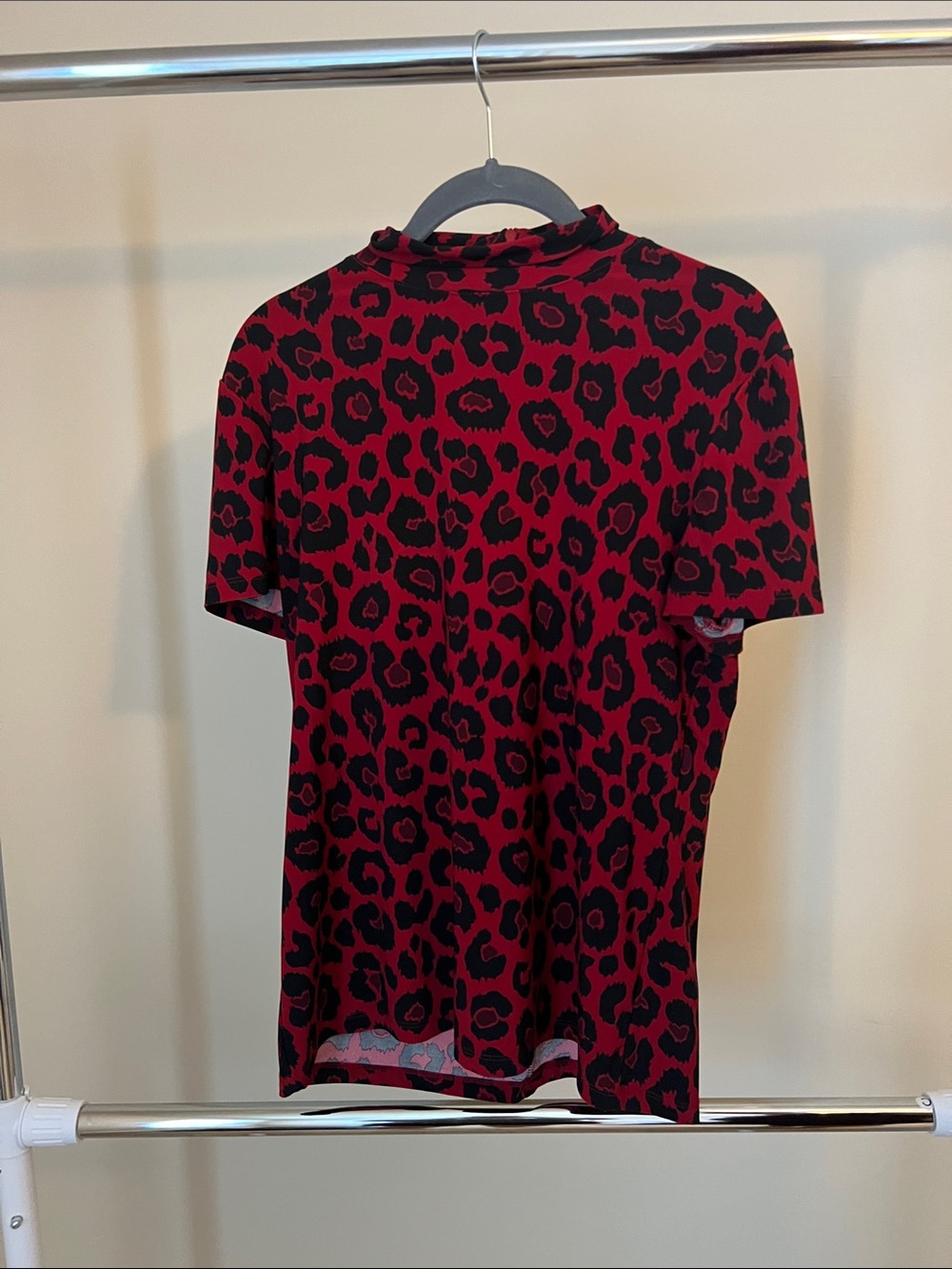 Anne Klein Red and Black Leopard Print Short Sleeve Top